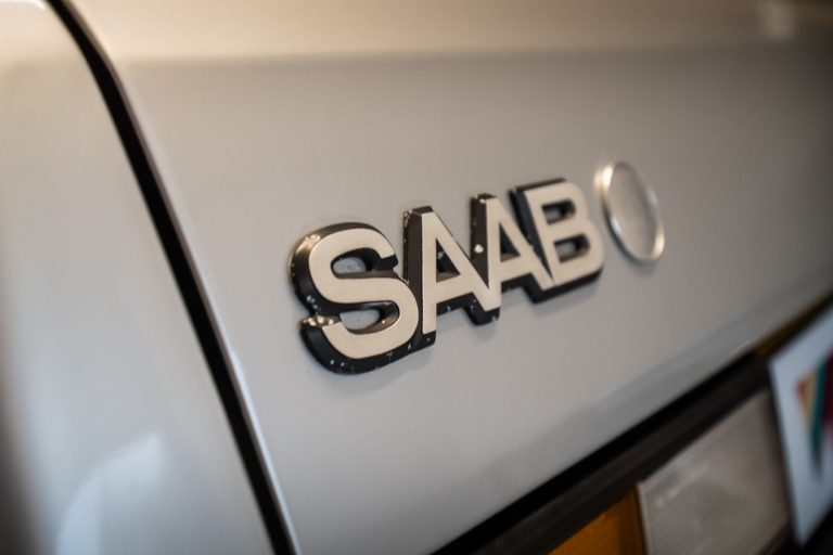 Silver Saab 26