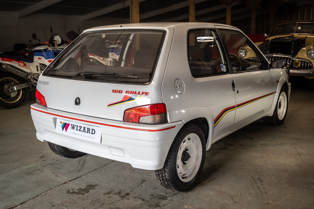You're such a lightweight! The Peugeot 106 Rallye. - Wizard