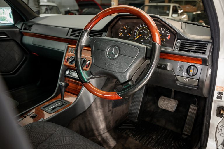Mercedes Wagon 66