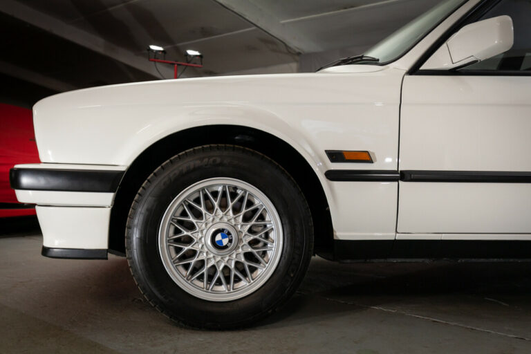 BMW E30 34