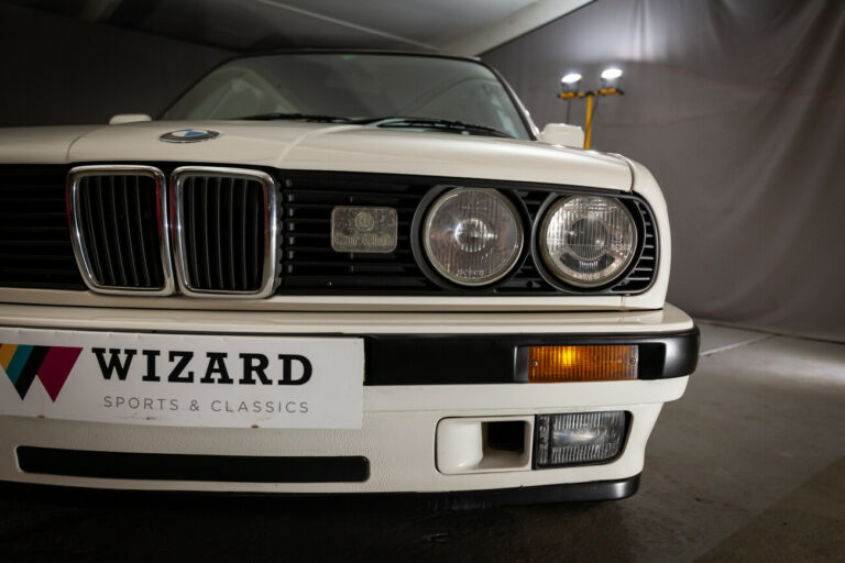 BMW E30 42