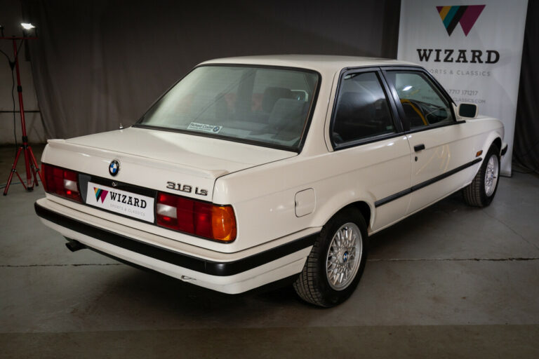 BMW E30 70