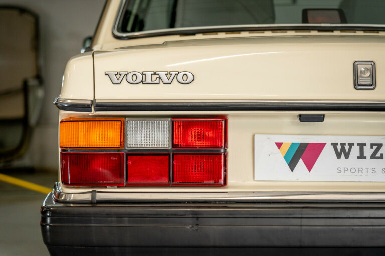 Volvo Cream 60